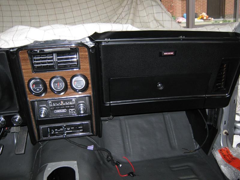 21107309ct.jpg
