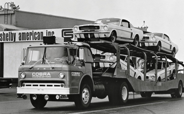 Mustang-Transport.jpg