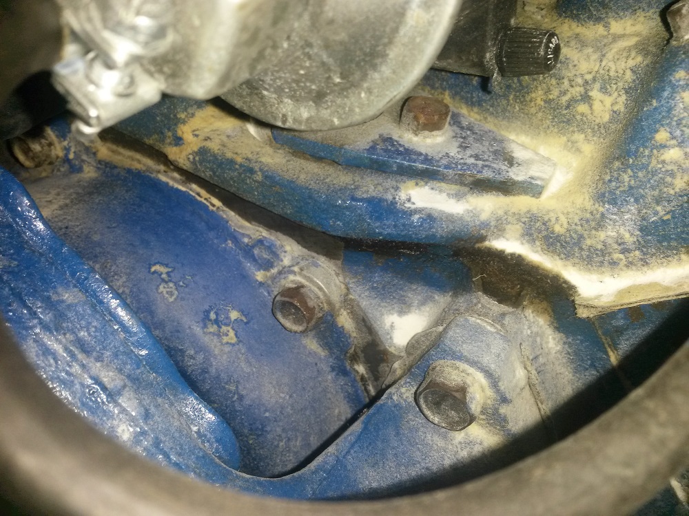 Motor vorn 1.jpg