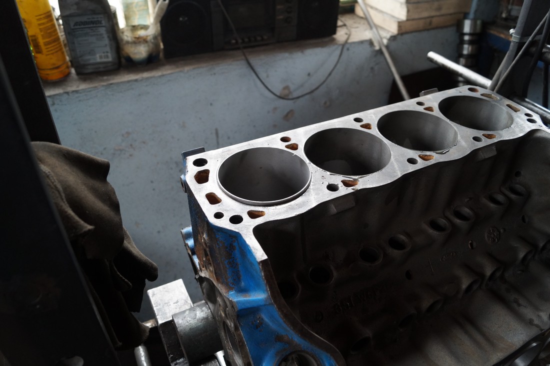 5 2016-03-15 11-45 351W Motor Laufbuchsen 2.jpg