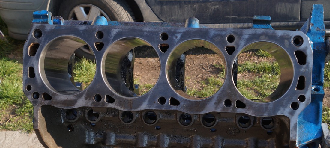 10 2016-03-18 16-06 351W Motoraufbau 1.jpg