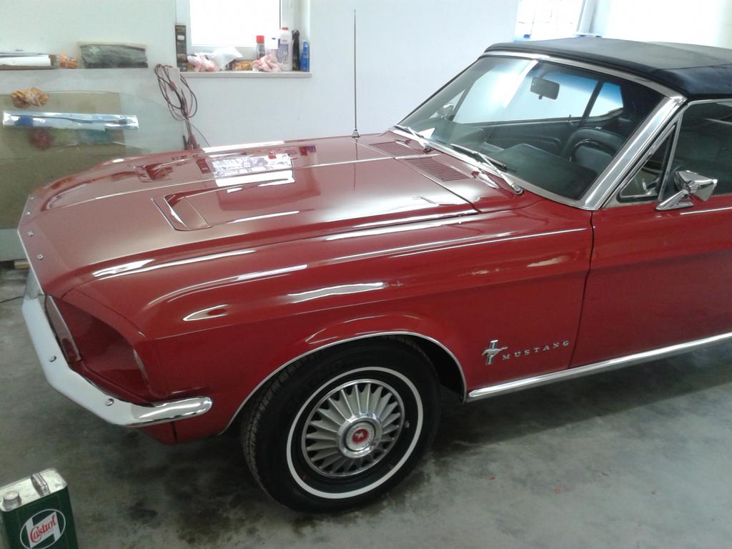 K1024_Mustang Garage Vorne.JPG