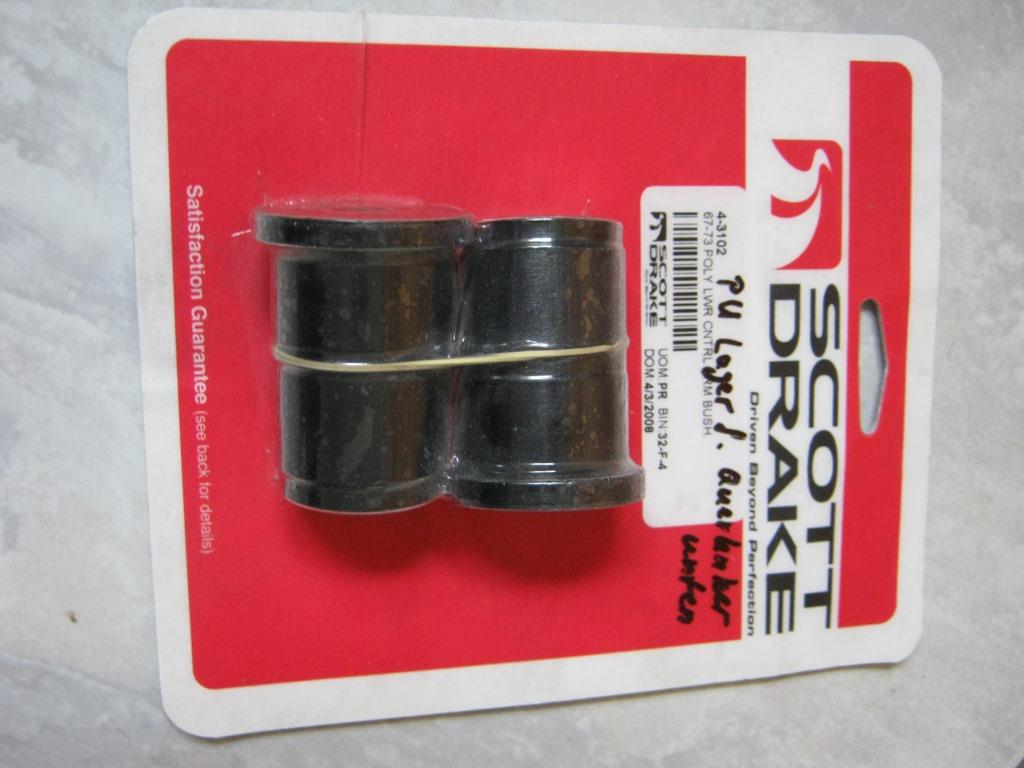 67-73 PU Buchse Querlenker unten 36,5mm Scott Drake.jpg