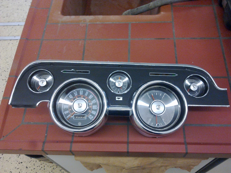 Die neue Tachoblende mit neuer Tachofolie :-)