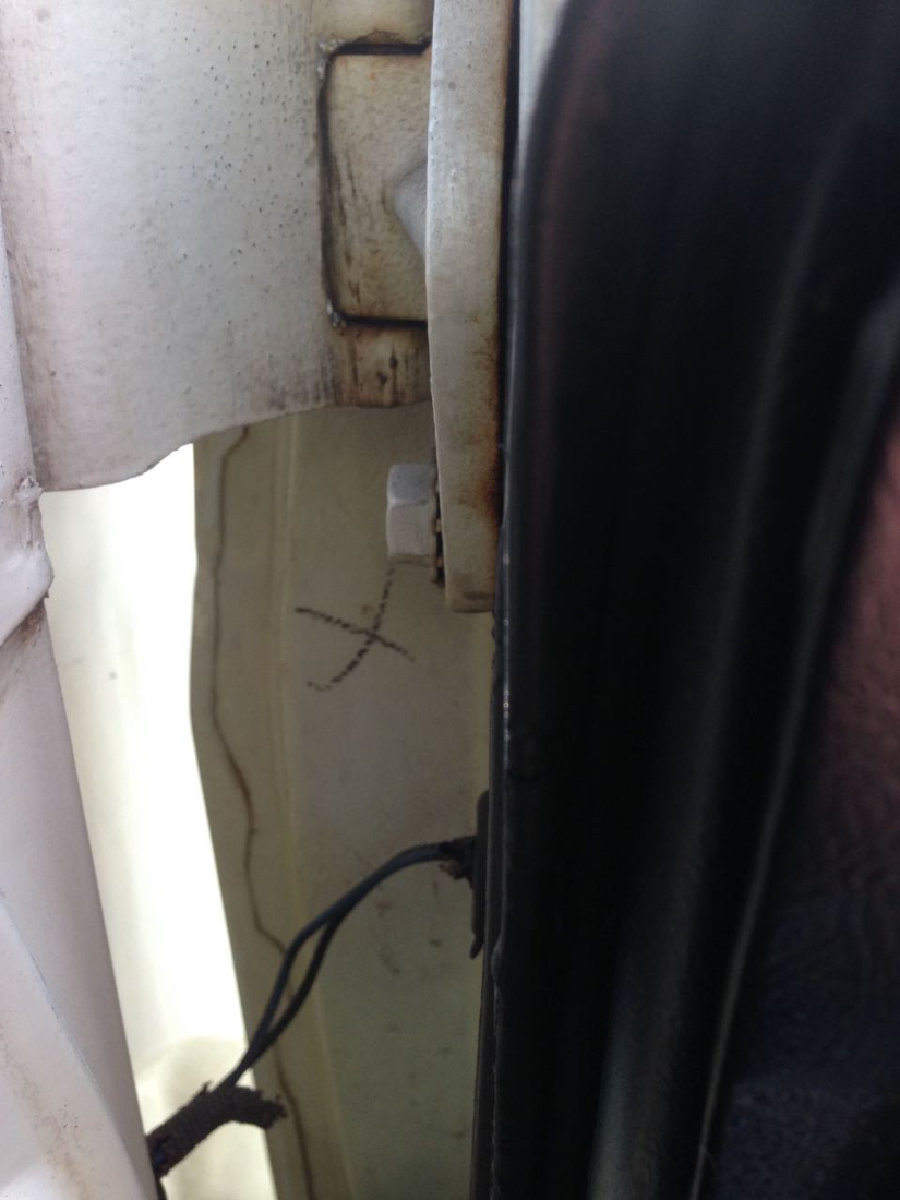 Marking_Door left_0941.jpg