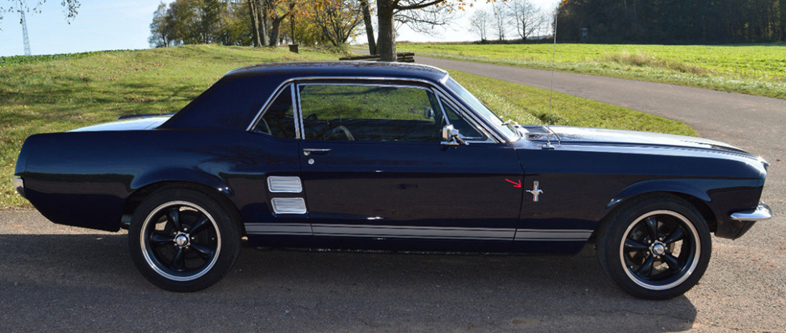 Mustang Logo falsch.jpg