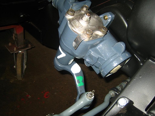 steering box.jpg