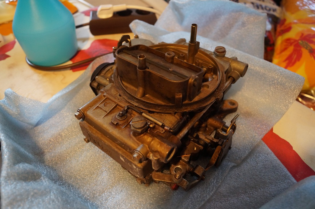 Holley performance Vergaser 3.JPG