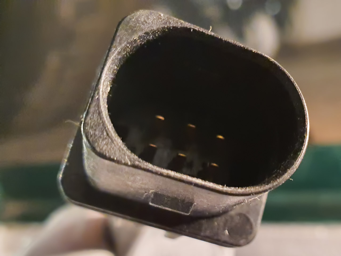 Zwischenstecker.jpg