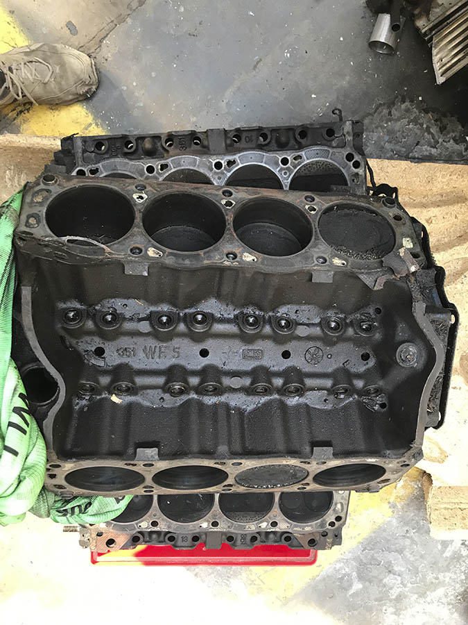 351w-05.jpg