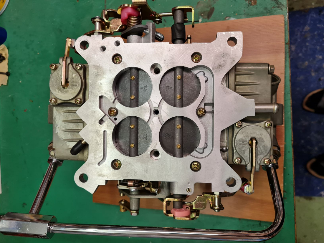 Holley5.jpg