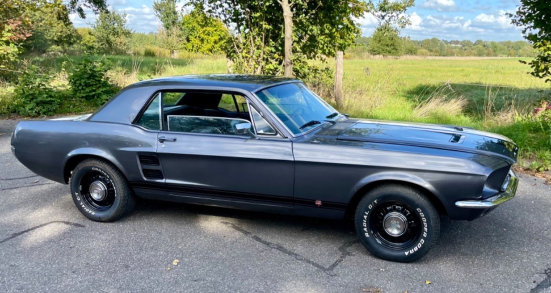 Mustang 1967 GT Tribute grau 1.jpeg