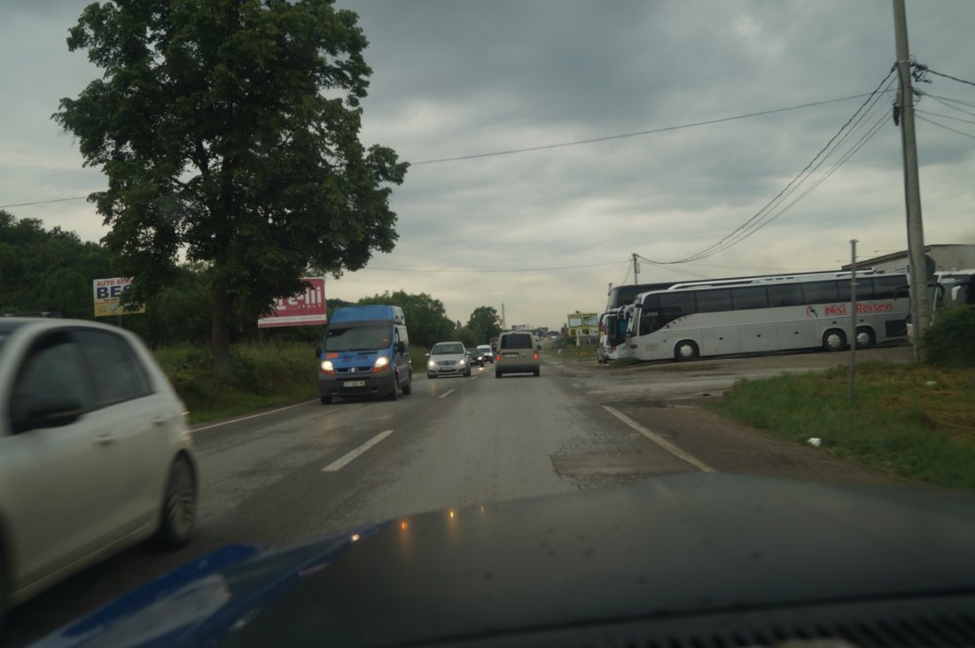 2023-06-06 17-13-11 Fahrt nach Pristina.JPG
