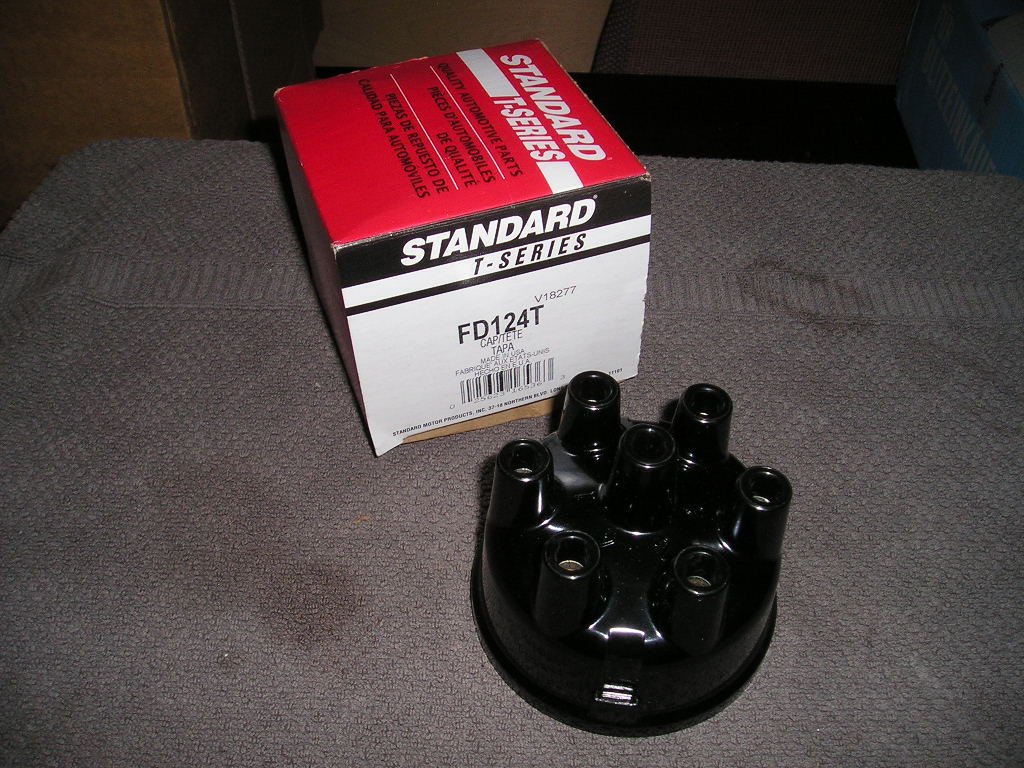 Ford65_73_Inline_Six_Verteilerkappe_1.JPG
