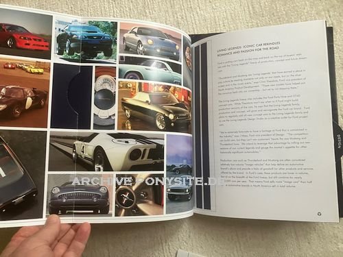 2001_FORD_GT_presskitwebc.jpg