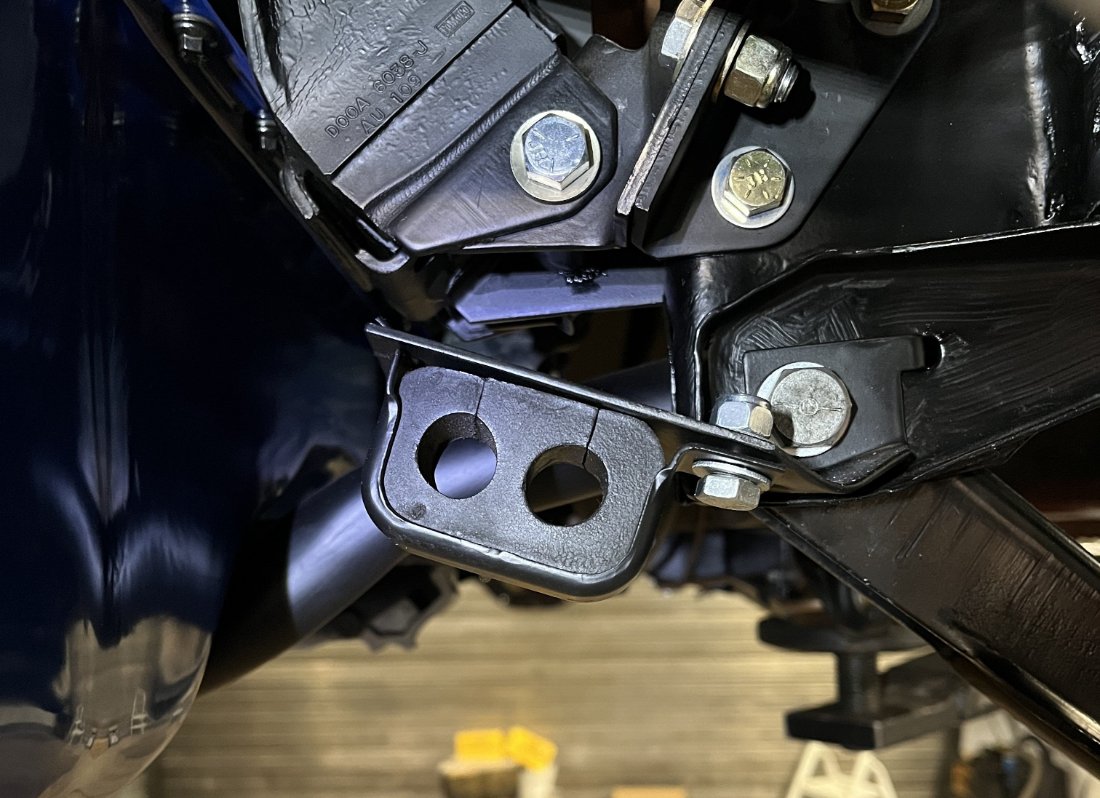 Halter Servo Leitung (3).JPG