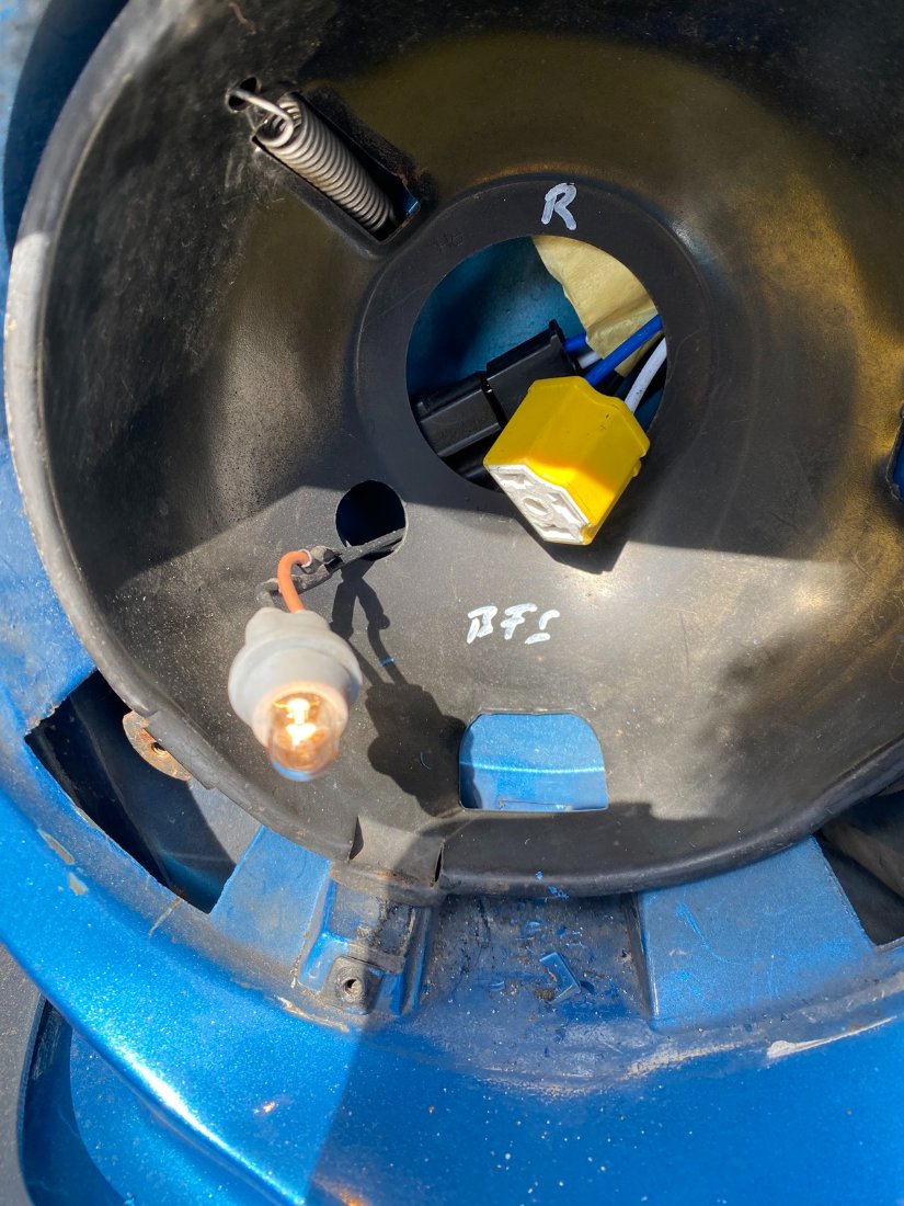 2 scheinwerfer 2.JPG