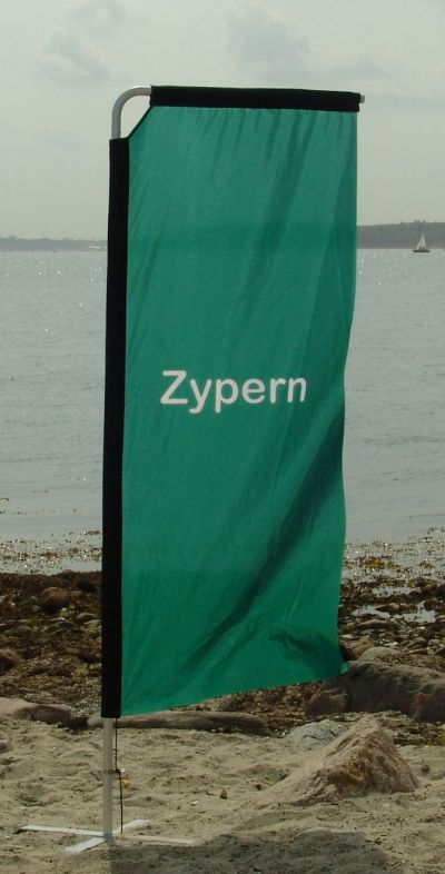 XPR_Beachflag_70x227.jpg