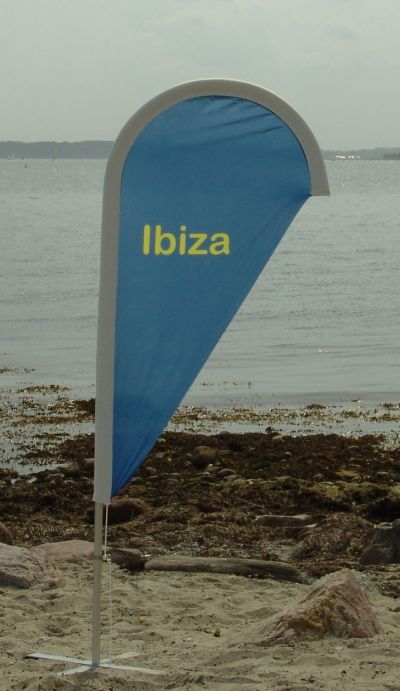 XPR_Beachflag_Drop_90x296.jpg