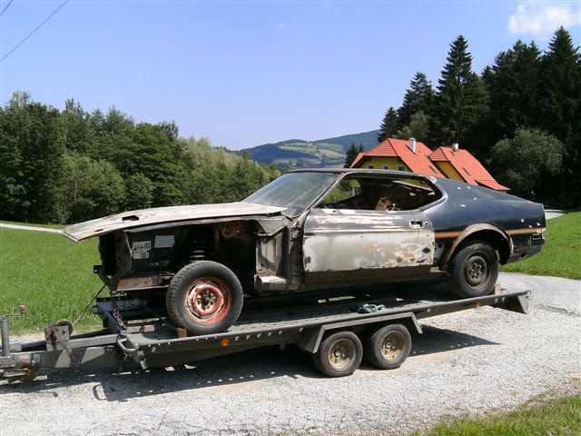 mach1 karosse2.jpg